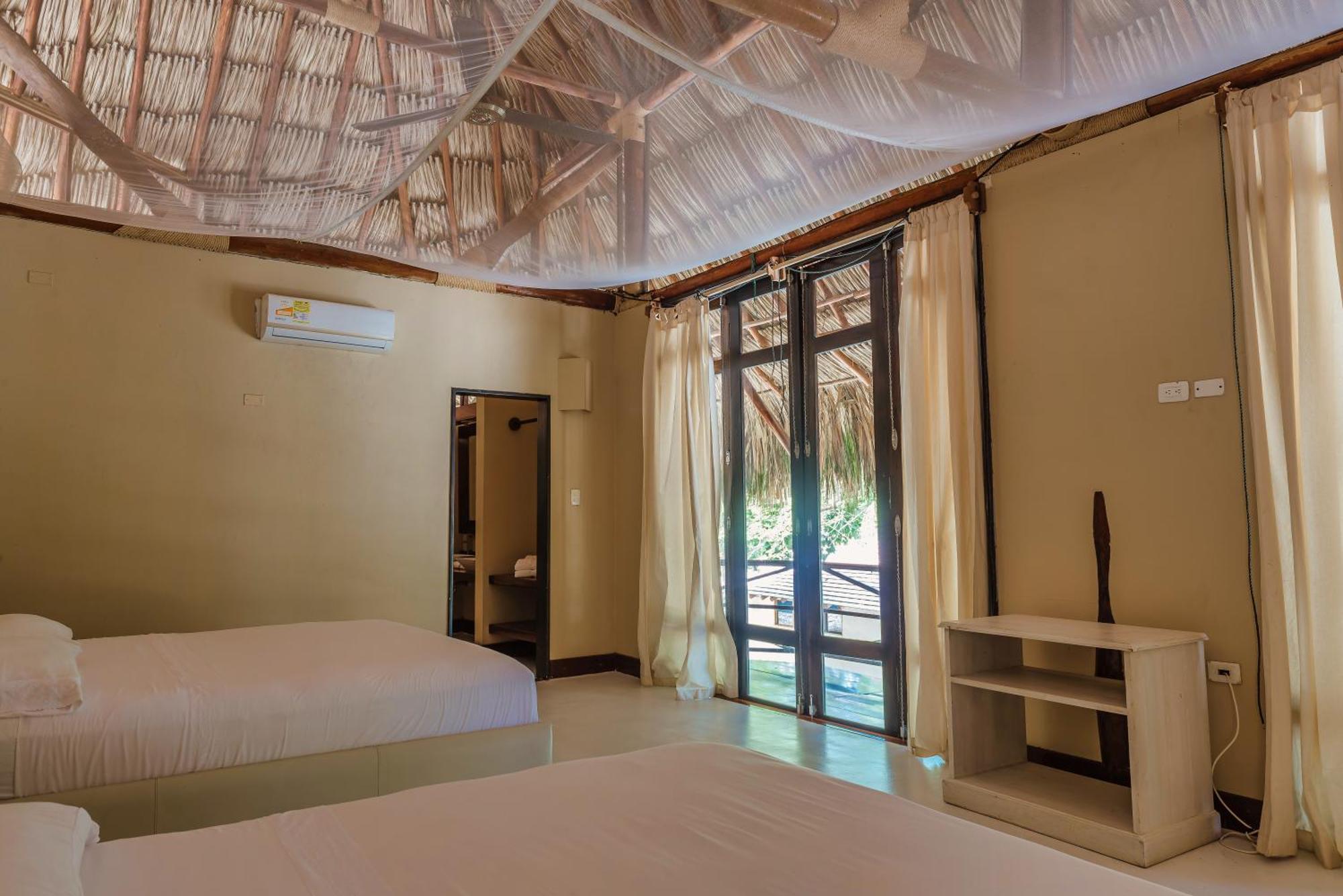 Castillete Hotel & Beach Club Tierra Bomba Exterior photo